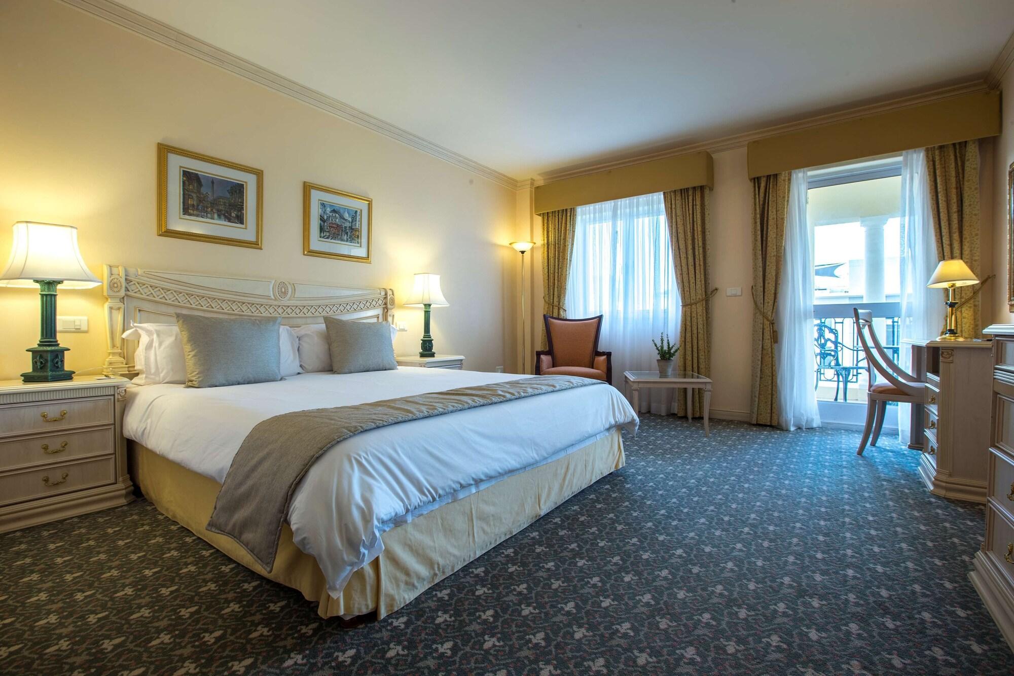 Hotel Le Vendome Le Cap Extérieur photo A room at the hotel