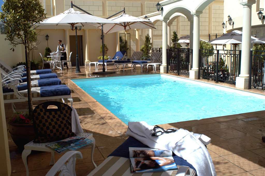 Hotel Le Vendome Le Cap Facilités photo The pool at the Cape Town Four Seasons